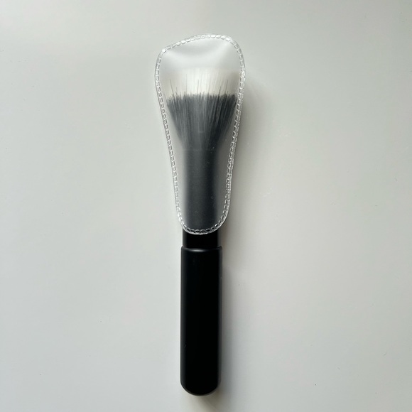 NWT New With Tag Étude House duo fiber brush - Picture 4 of 7